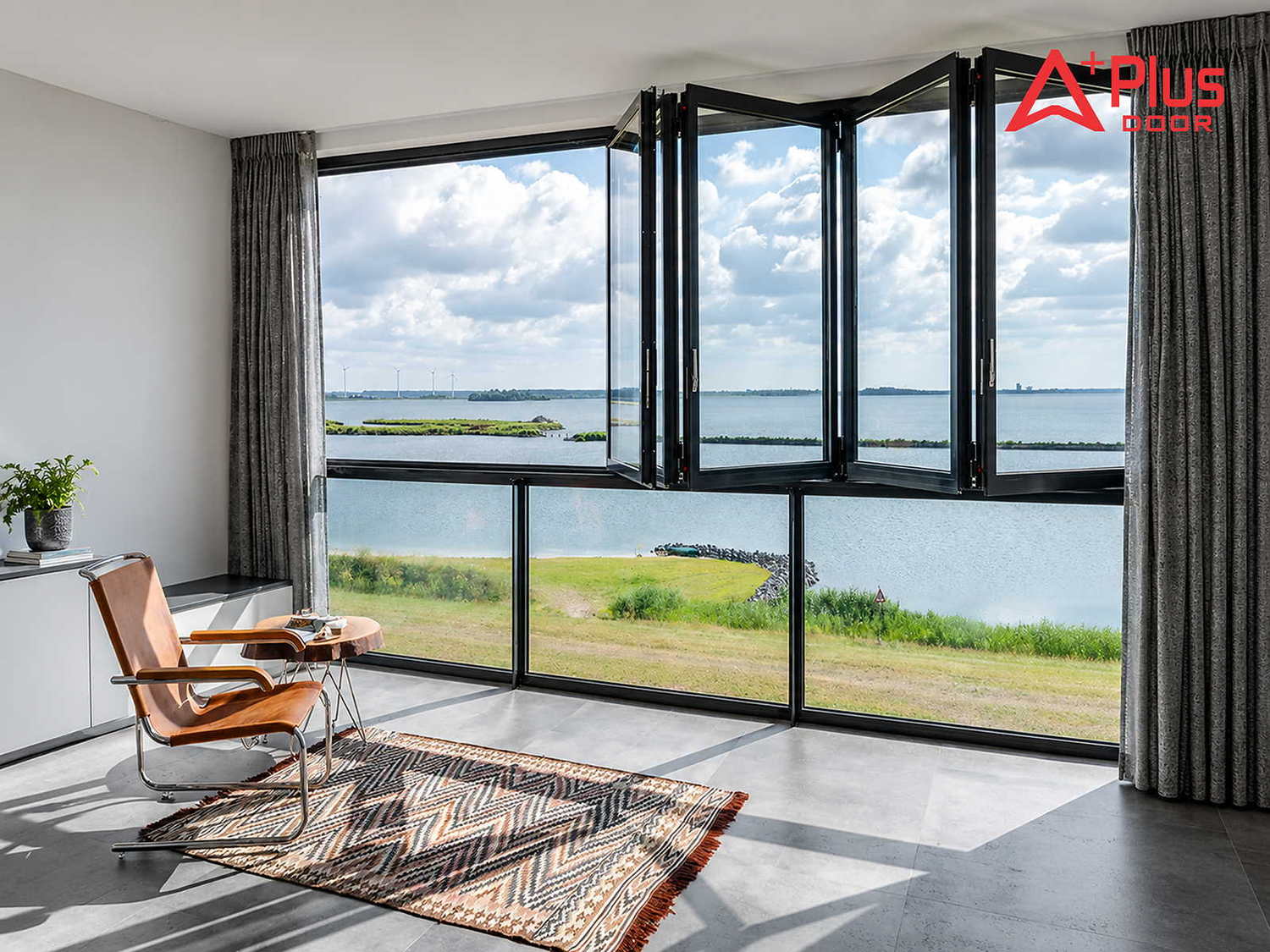 Cửa Sổ Xếp Trượt Nhôm Kính APLUS DOOR